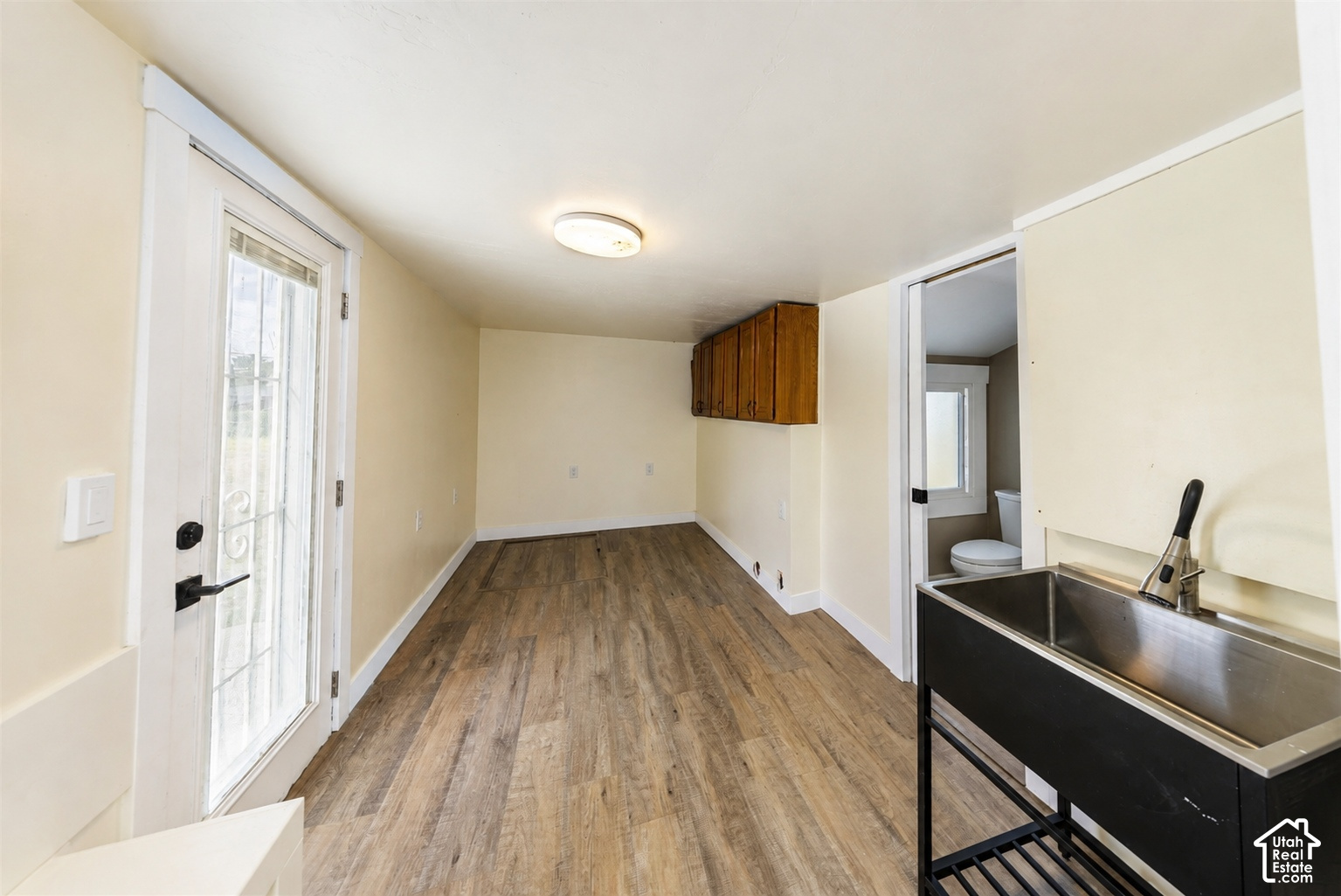 main property photo 19