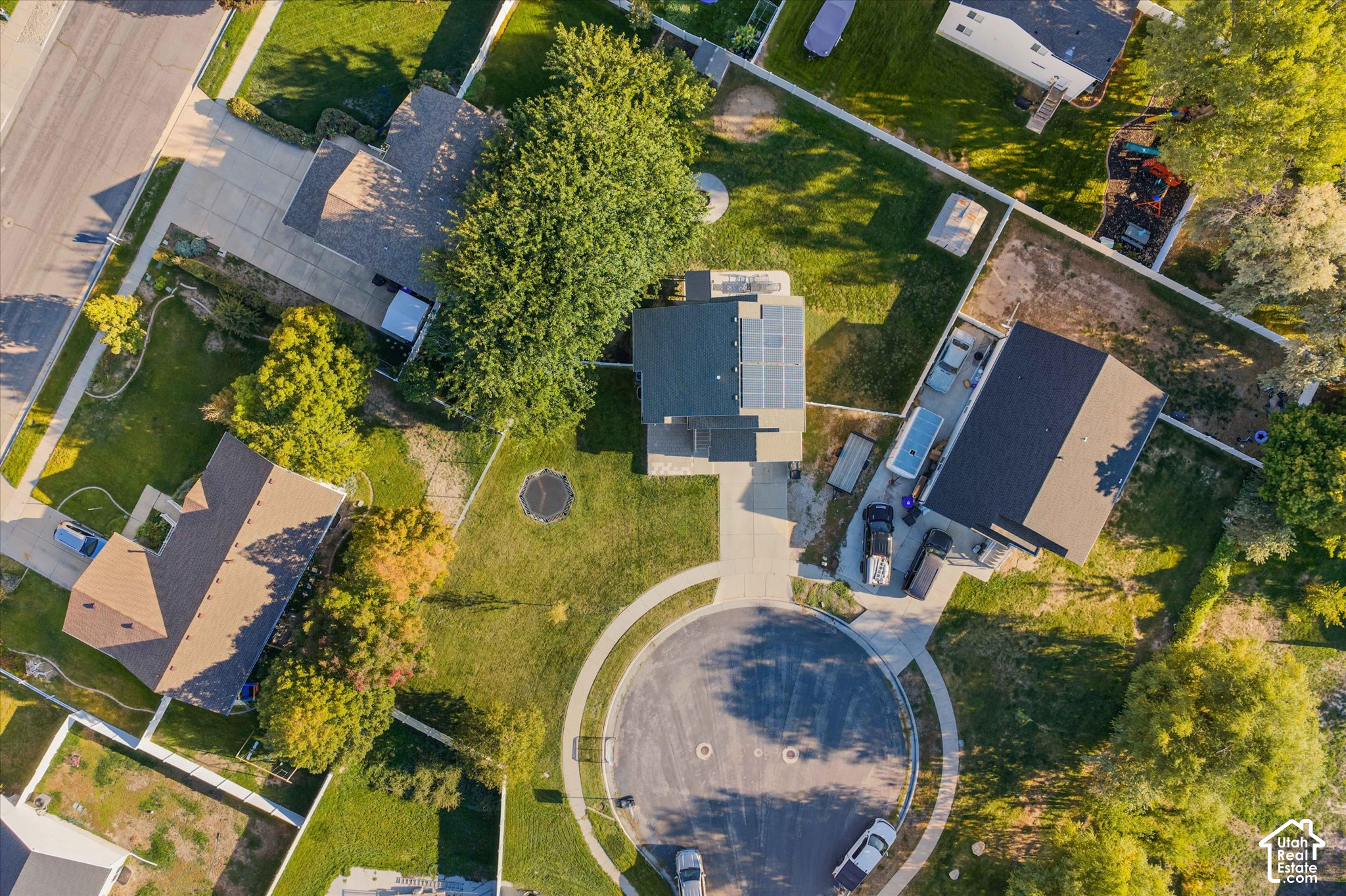 main property photo 46