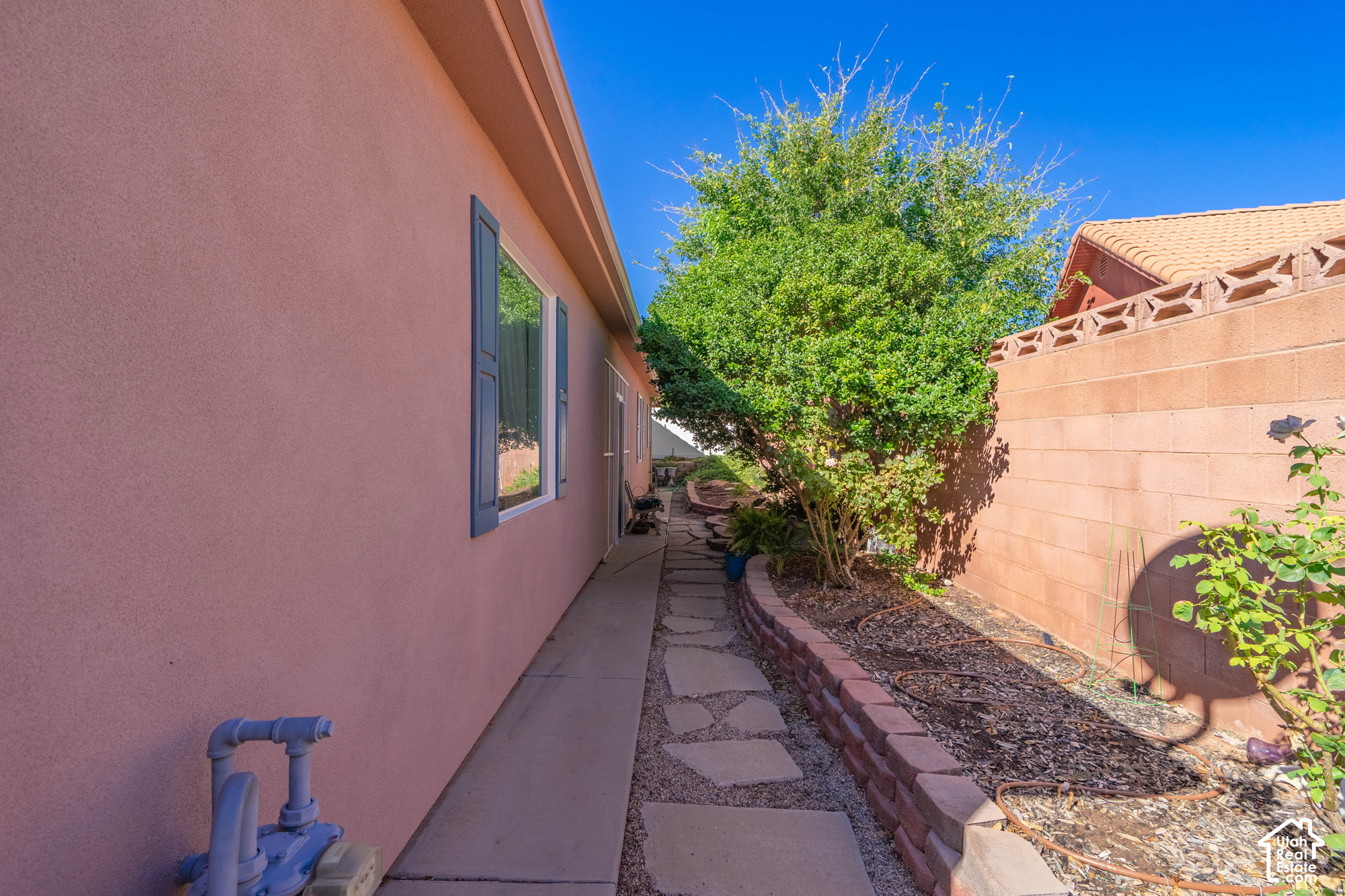 main property photo 103