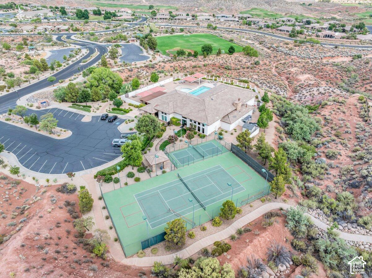 main property photo 40