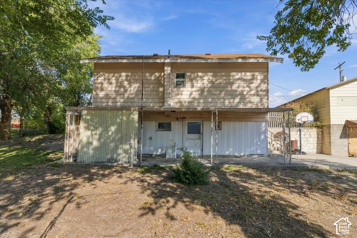 main property photo 5