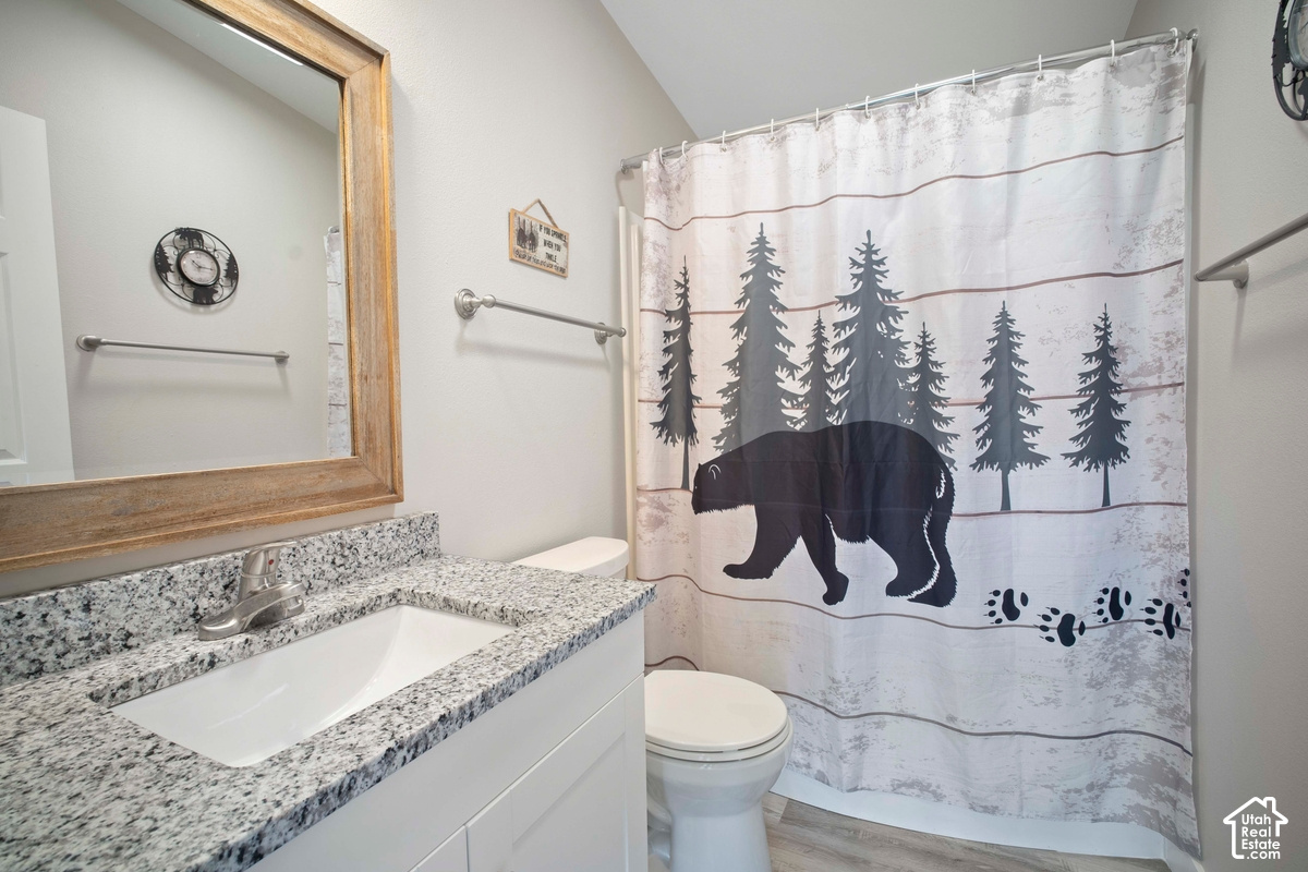 main property photo 22