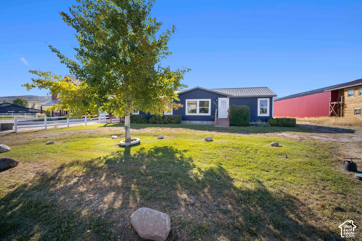 main property photo 32