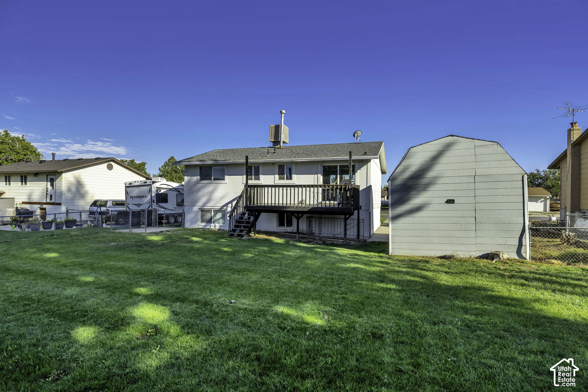 main property photo 21