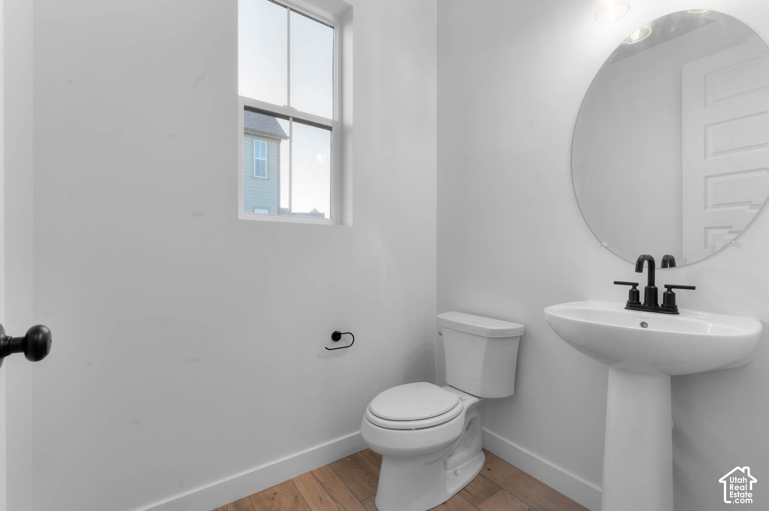 main property photo 8