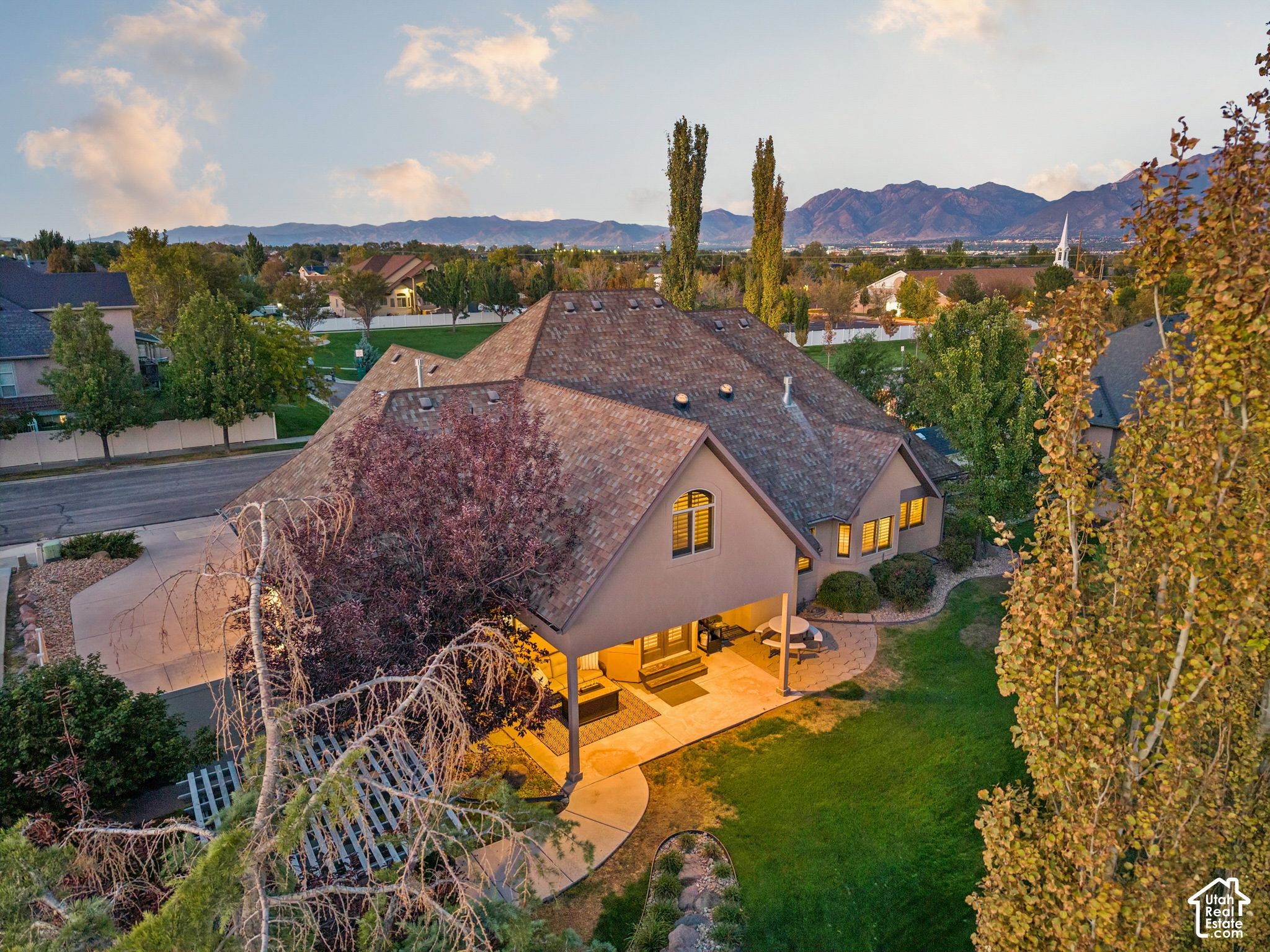 main property photo 4