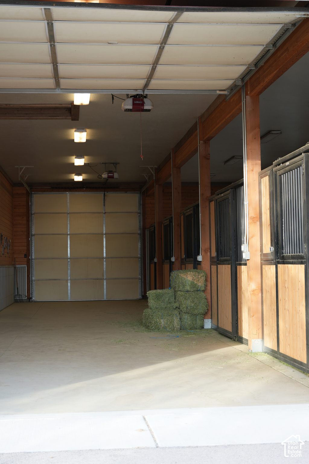 main property photo 59