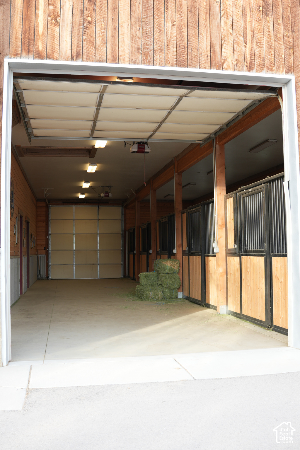 main property photo 60