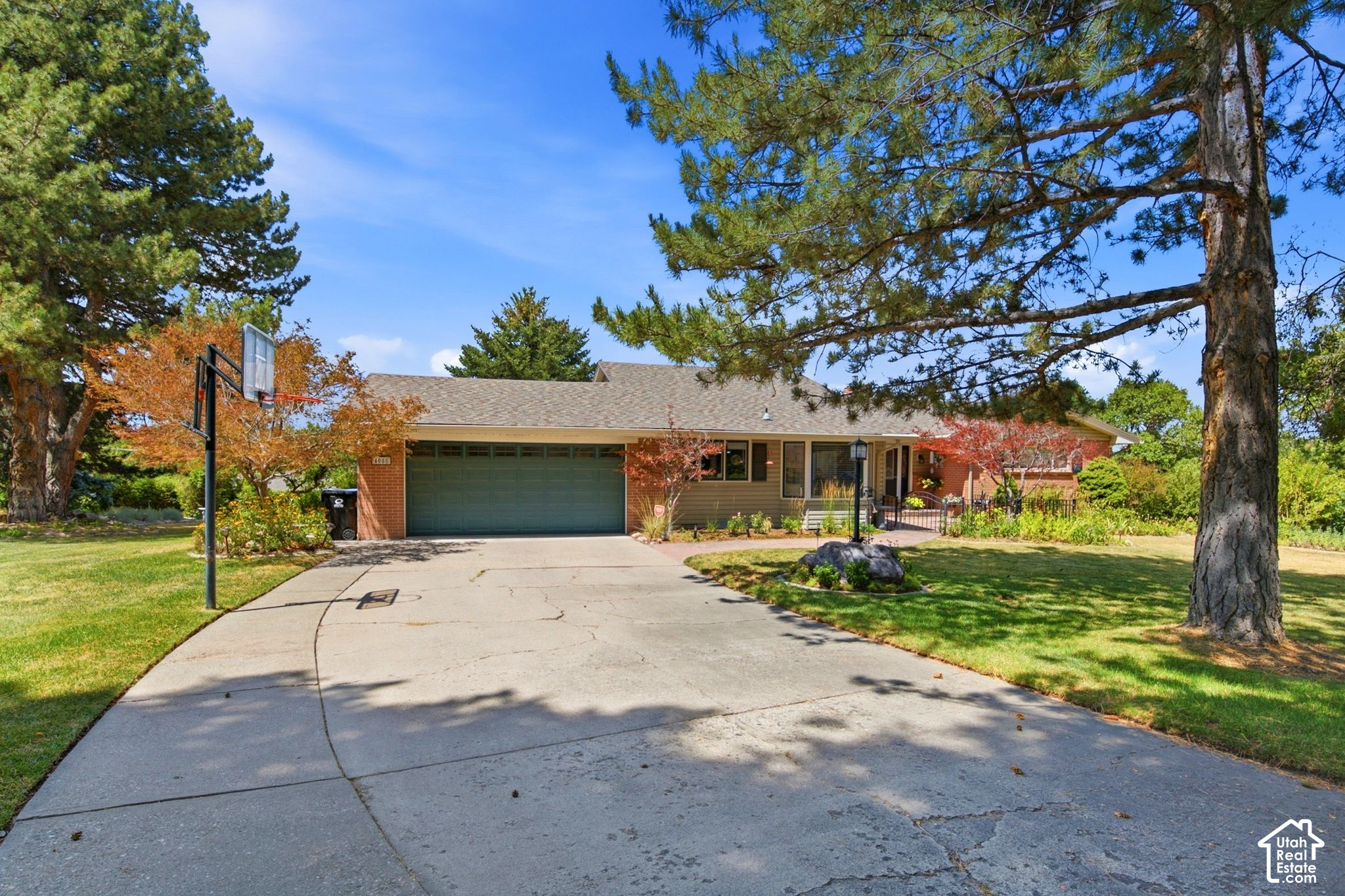 main property photo 0