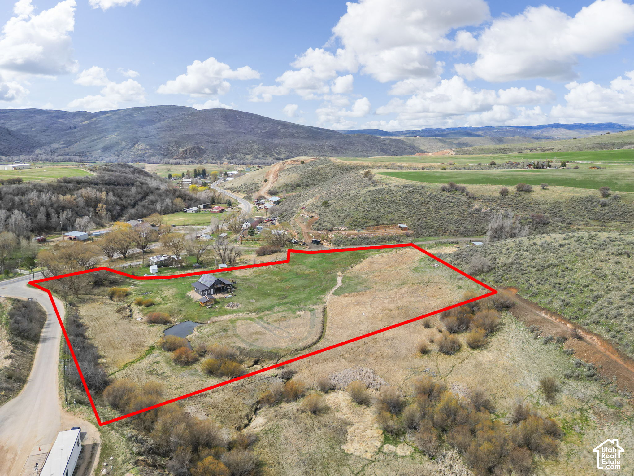 main property photo 30