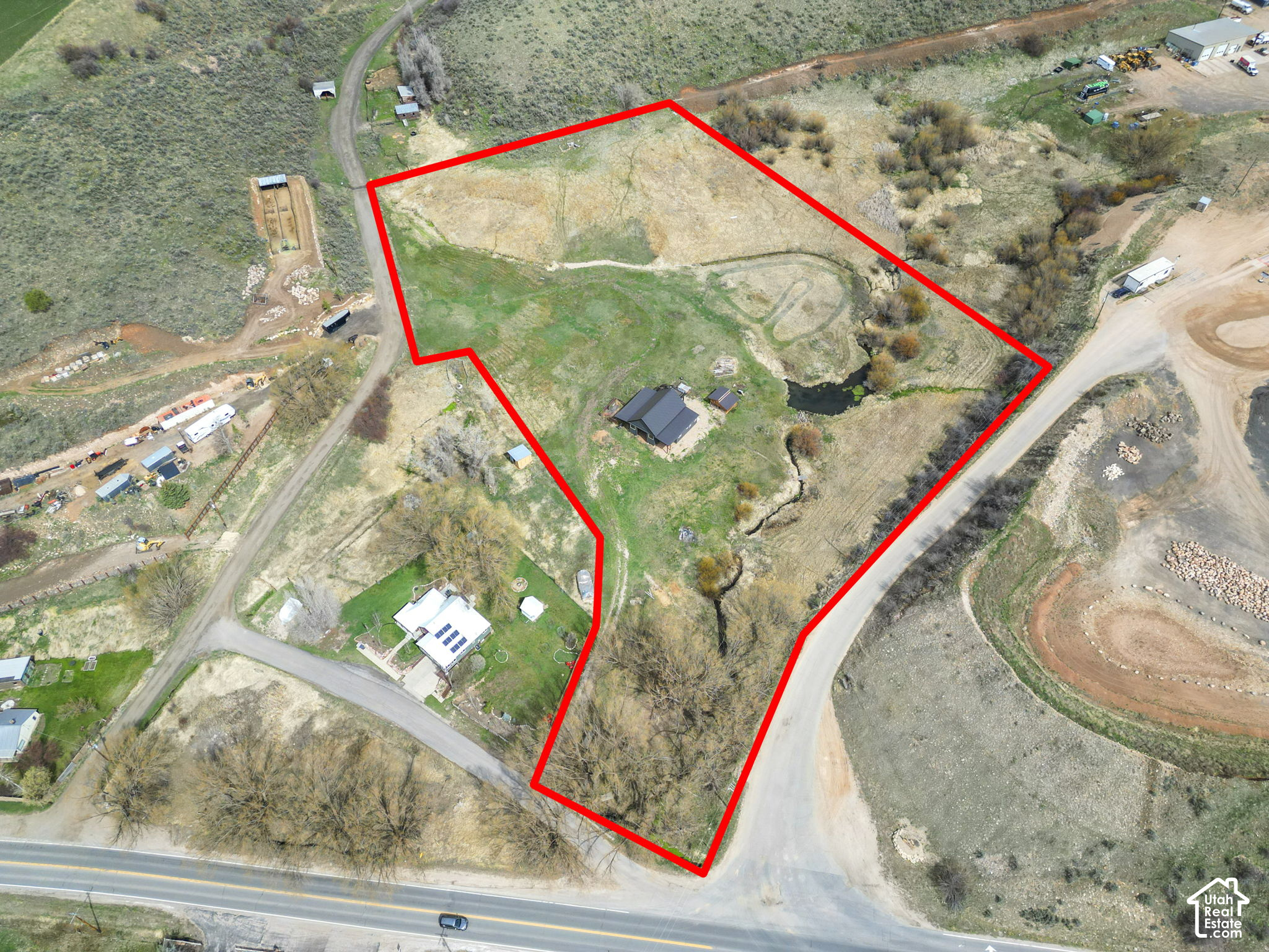 main property photo 35