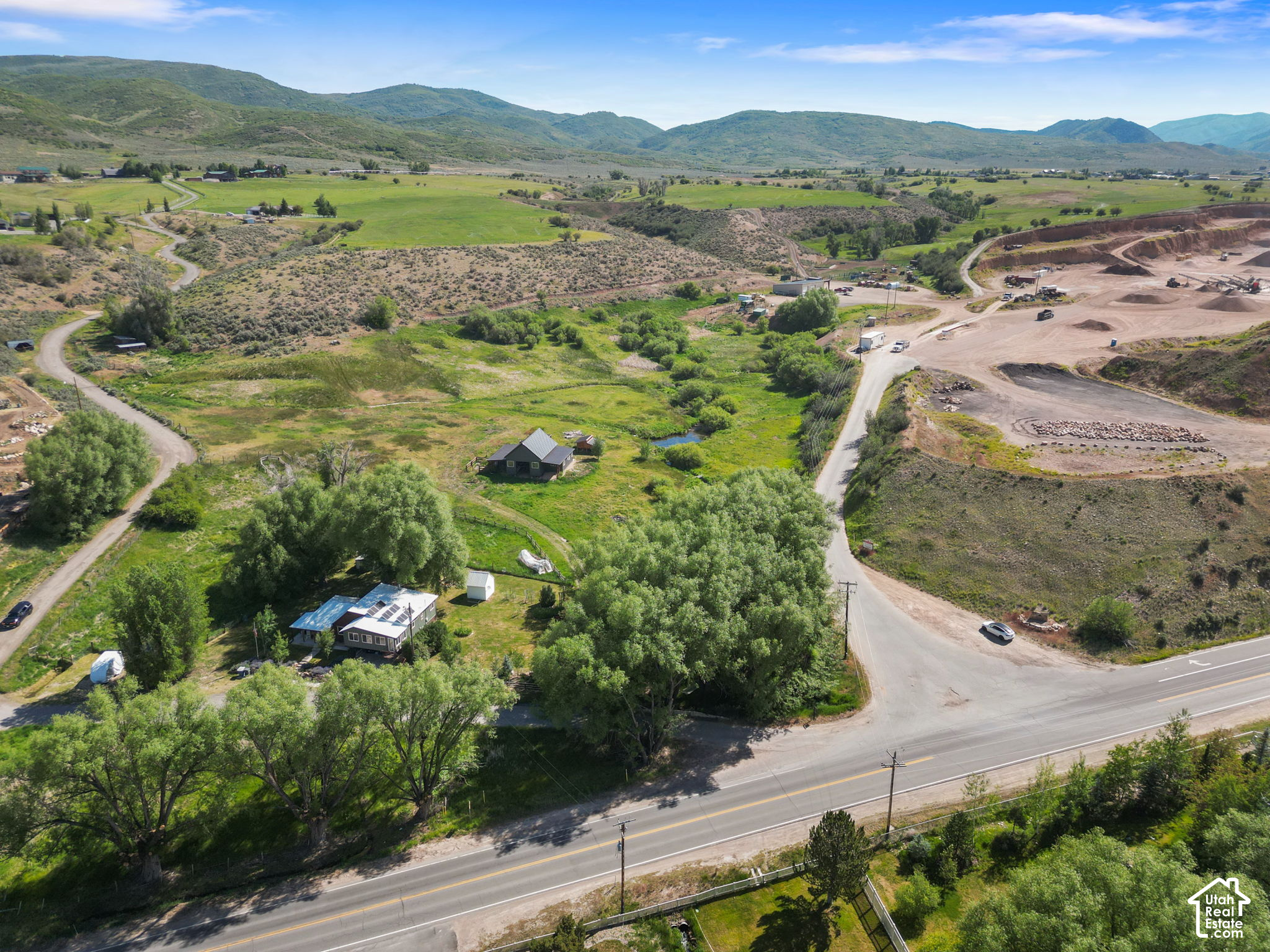 main property photo 44