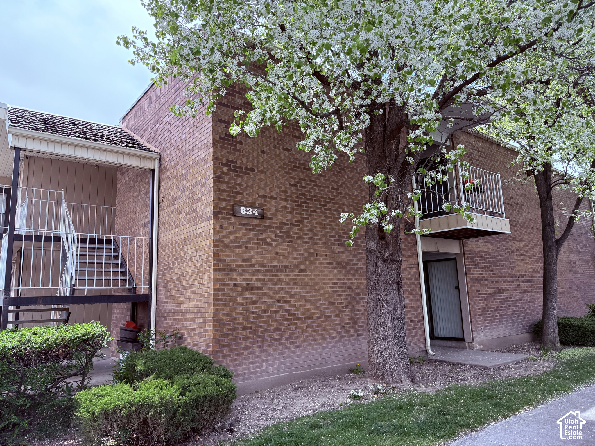 main property photo 0