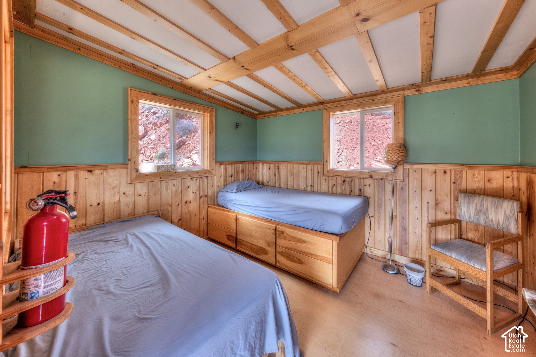 main property photo 18