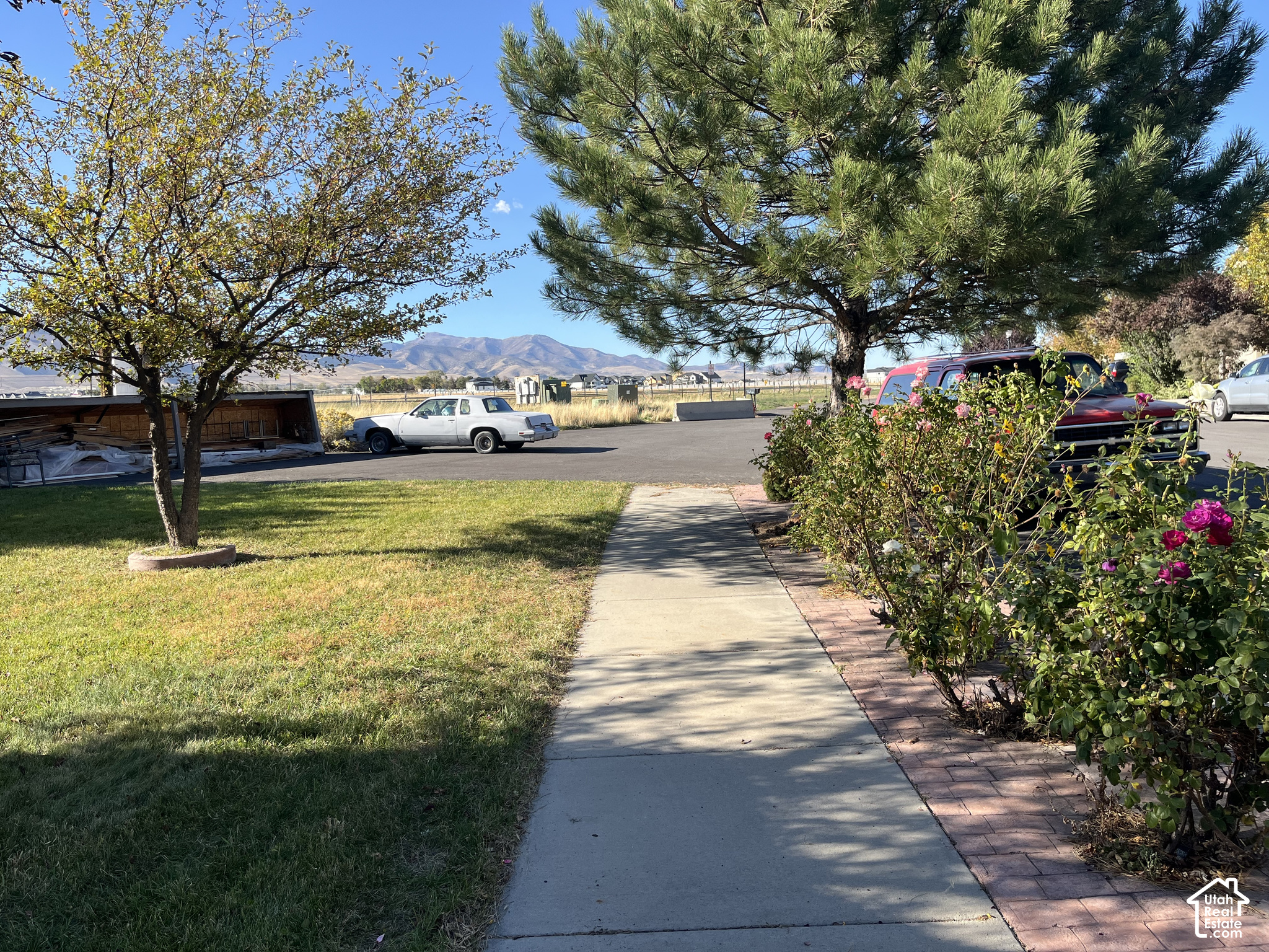 main property photo 7