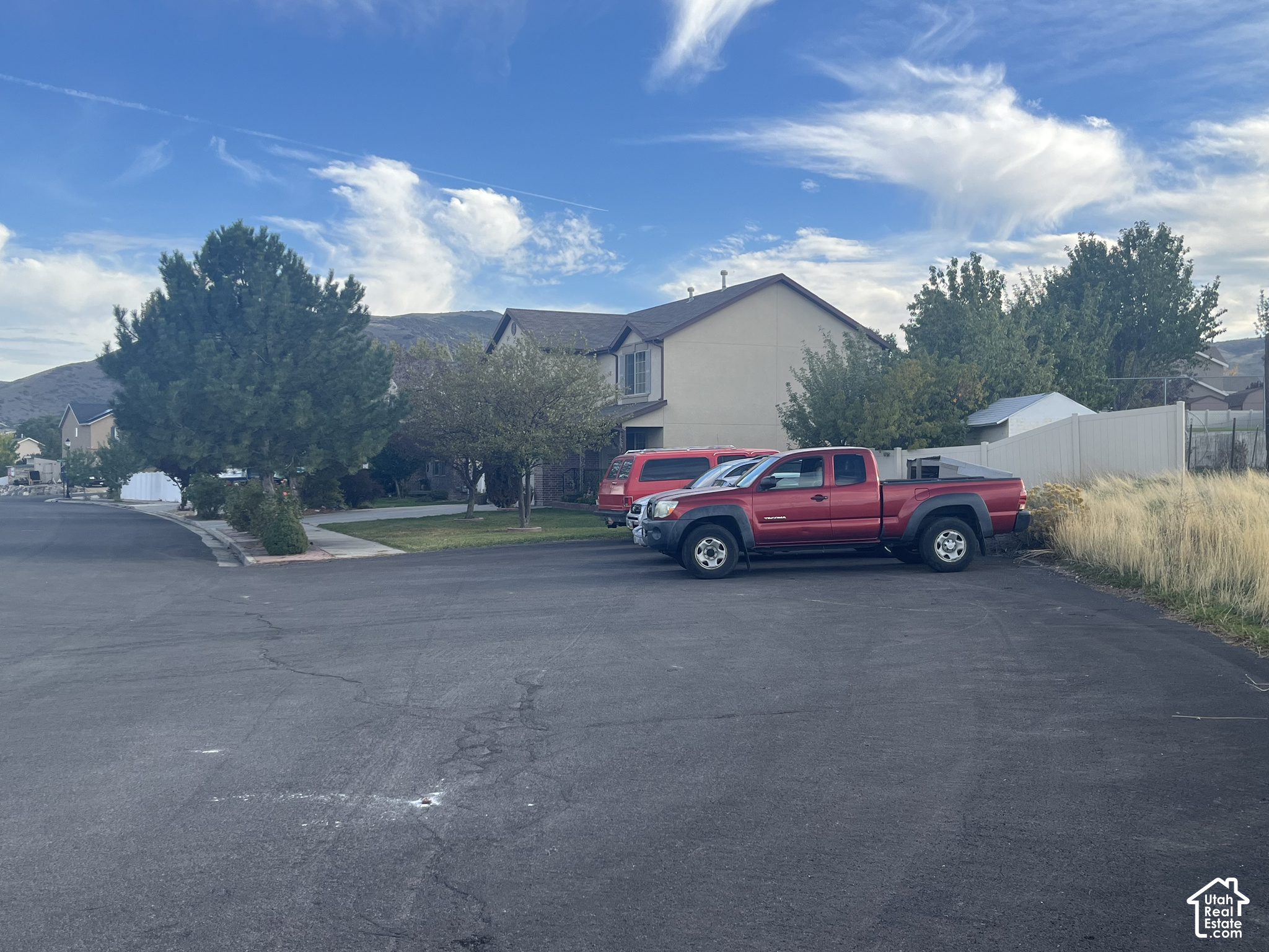 main property photo 8