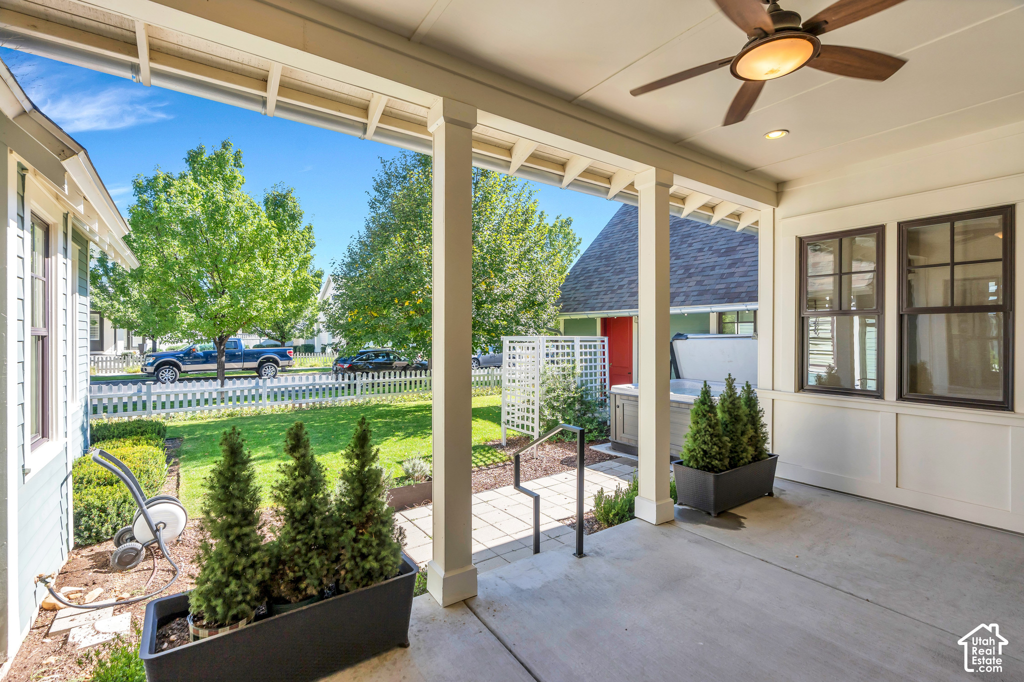 main property photo 18