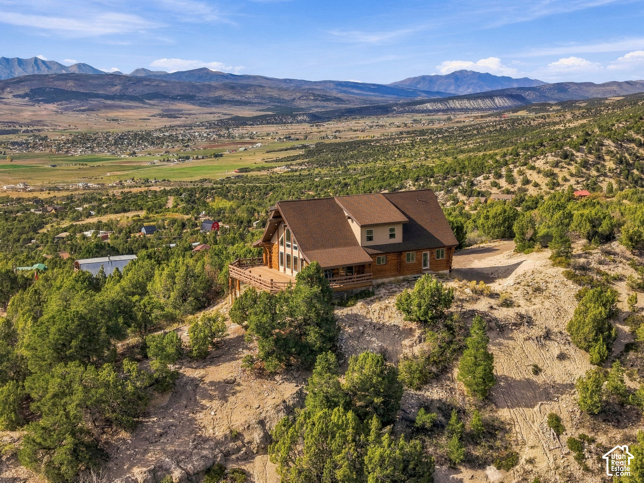 main property photo 14