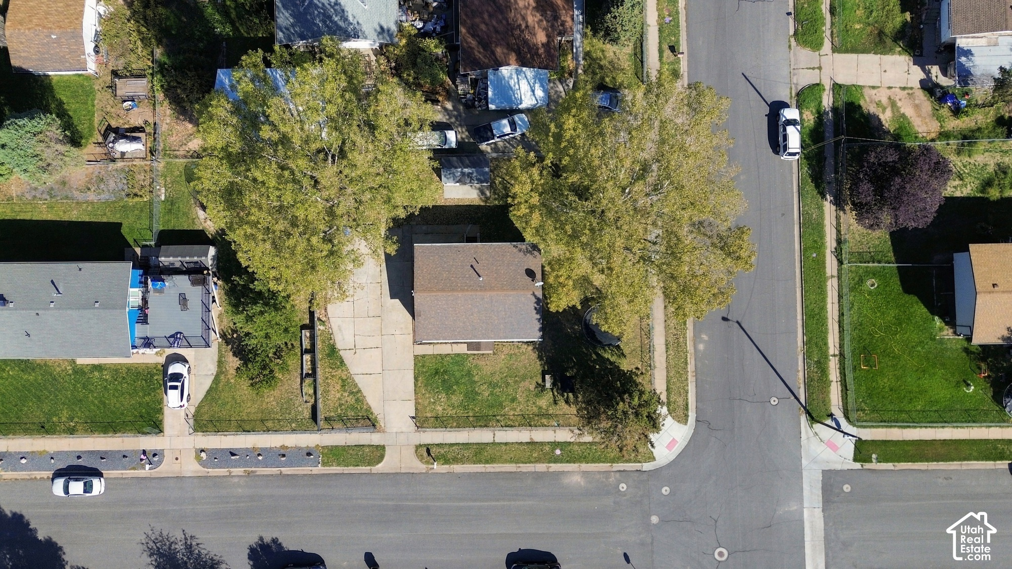main property photo 40