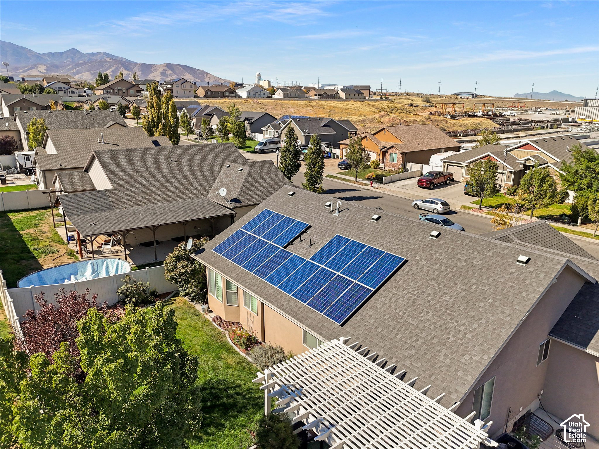 main property photo 41