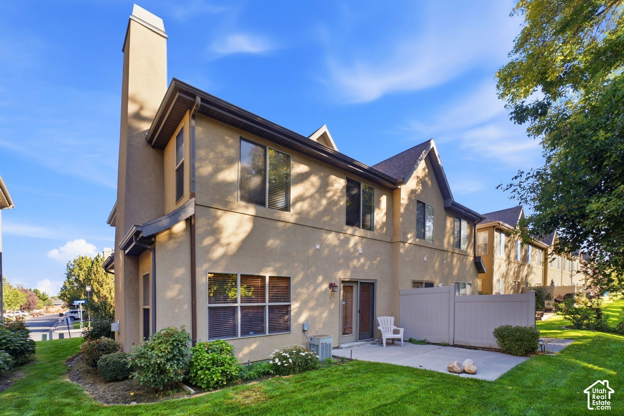 main property photo 20