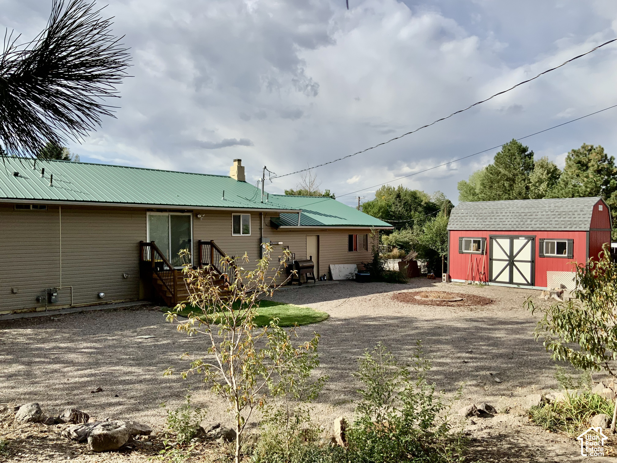 main property photo 30