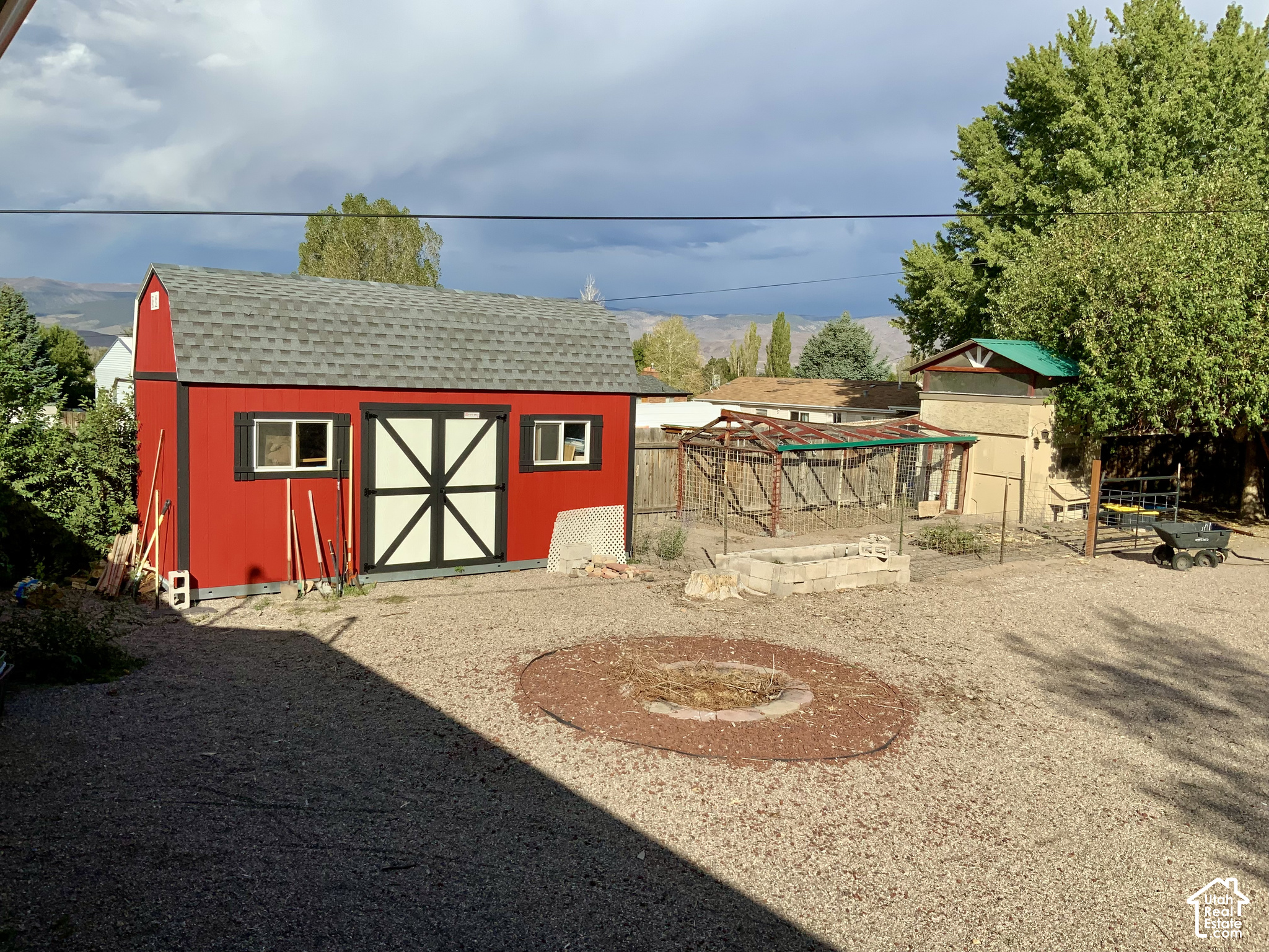 main property photo 31