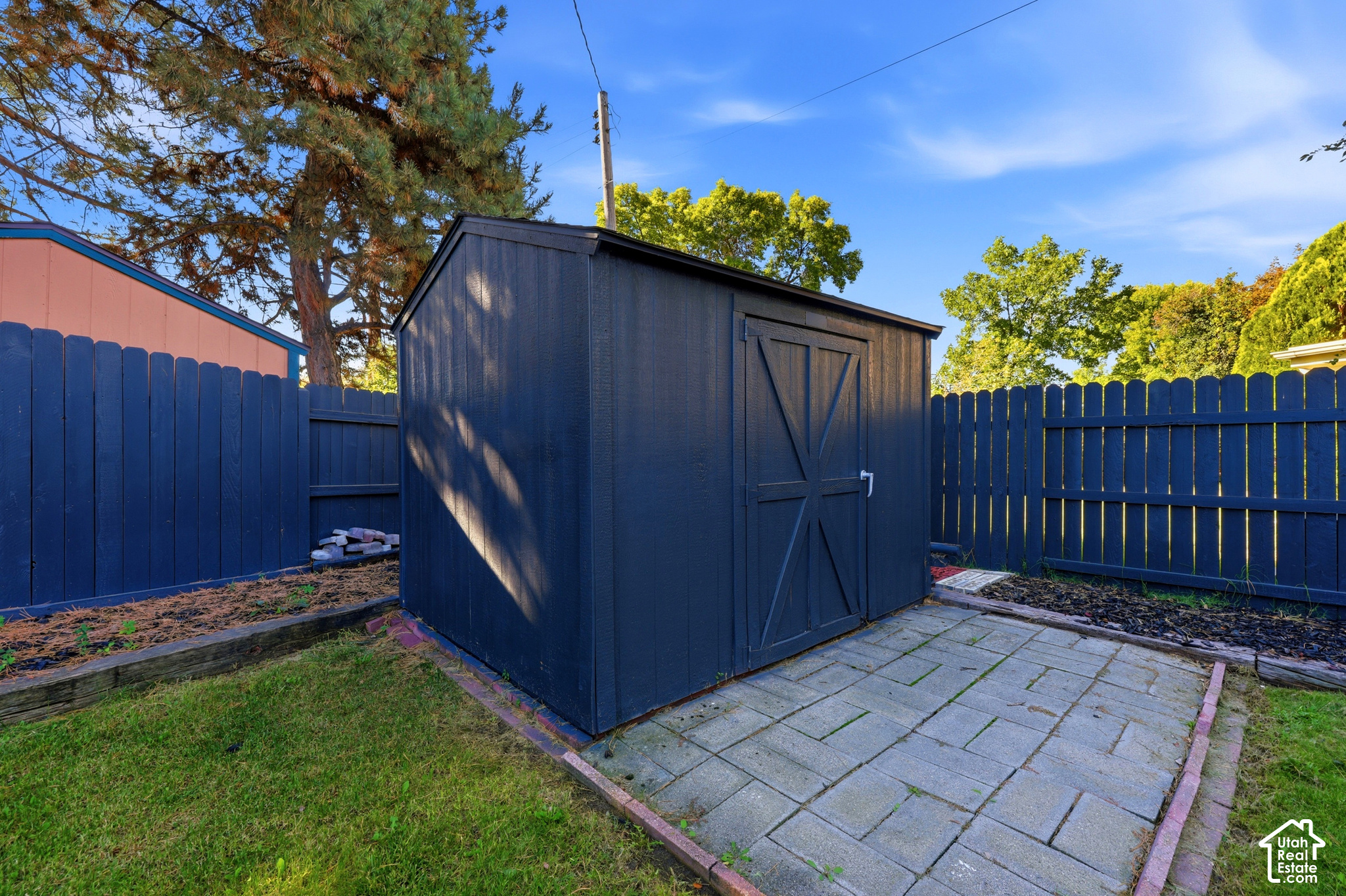 main property photo 49