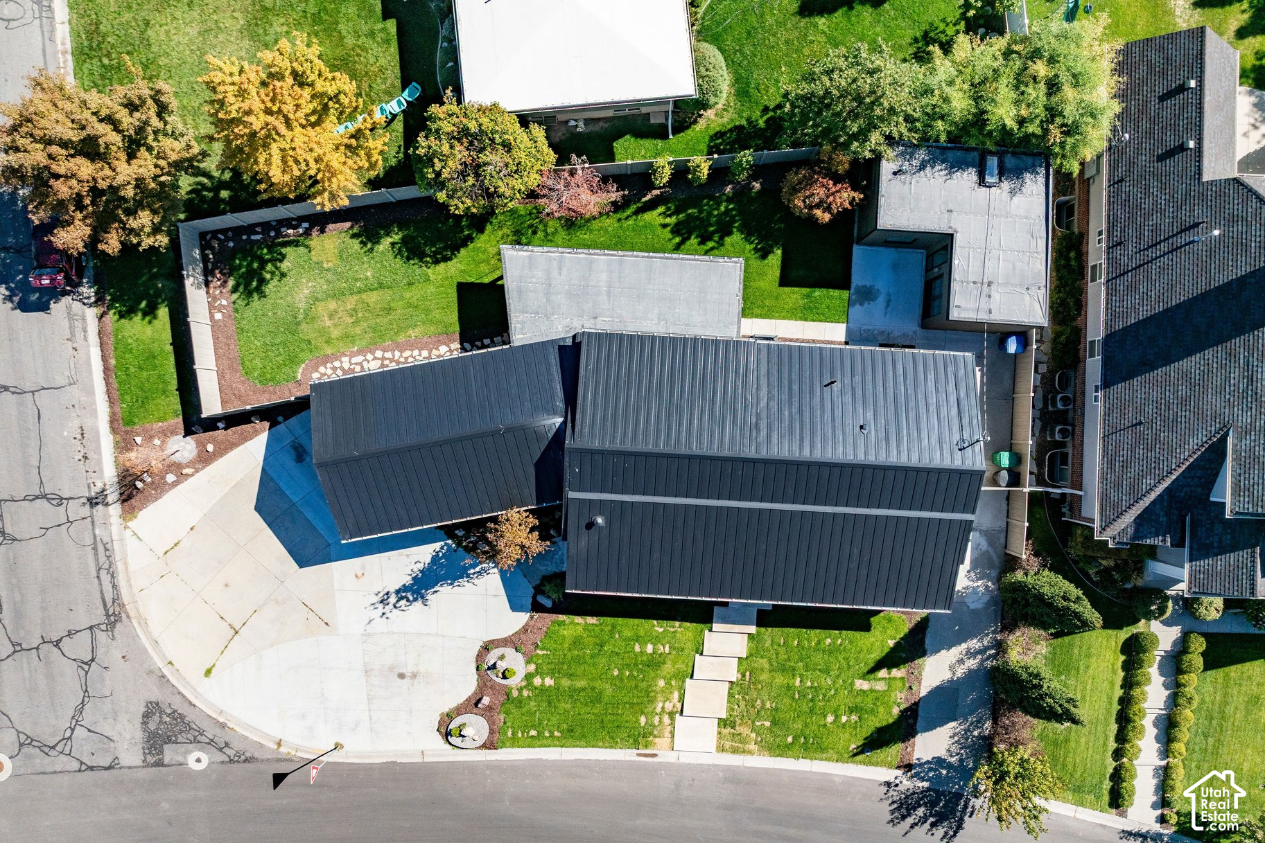 main property photo 65