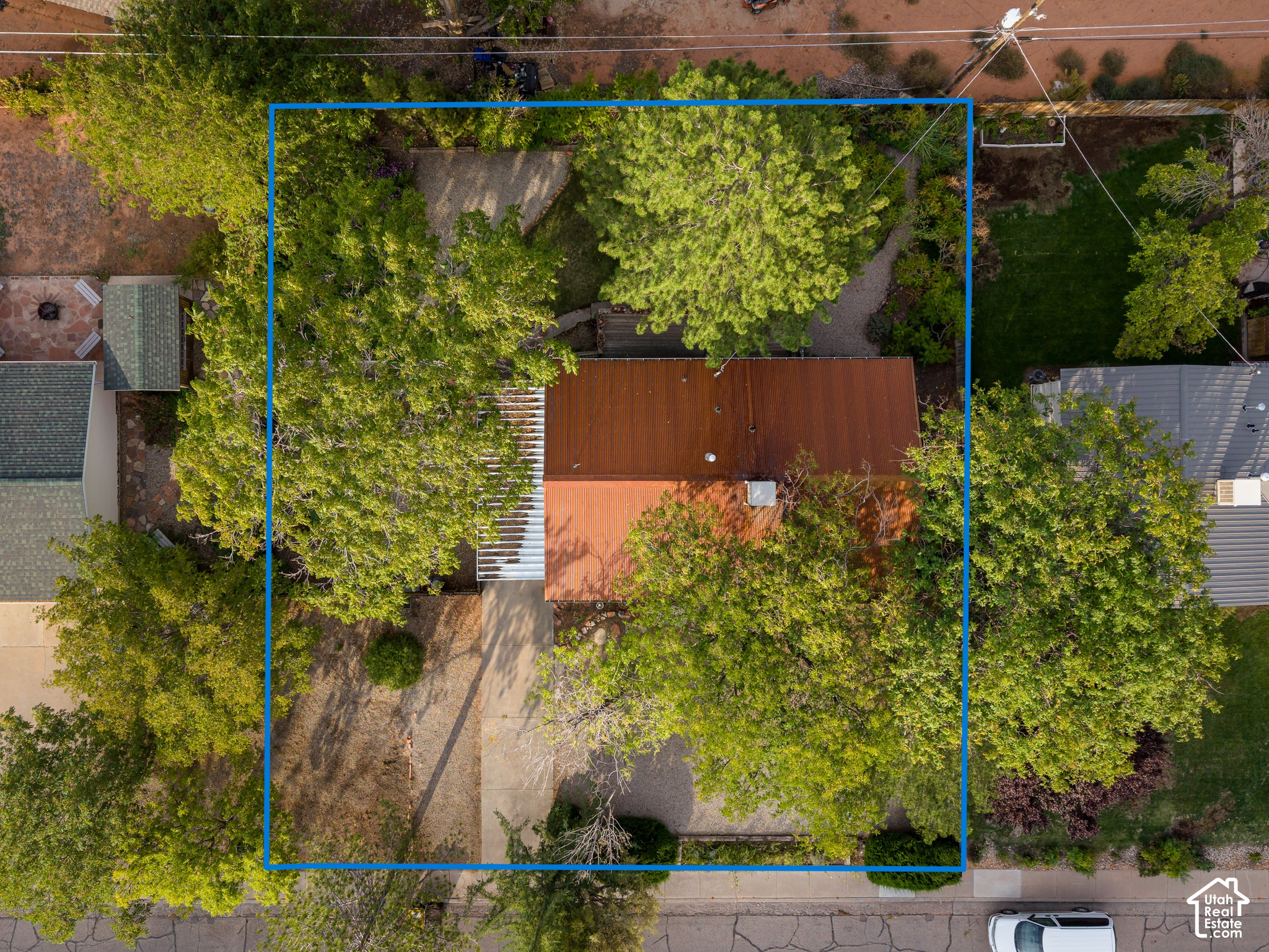 main property photo 34