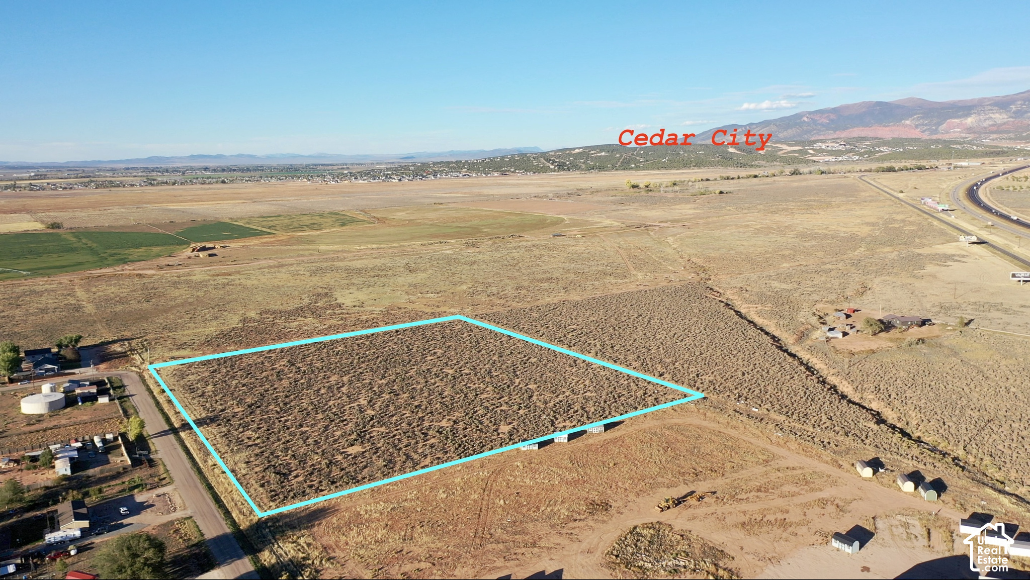main property photo 18