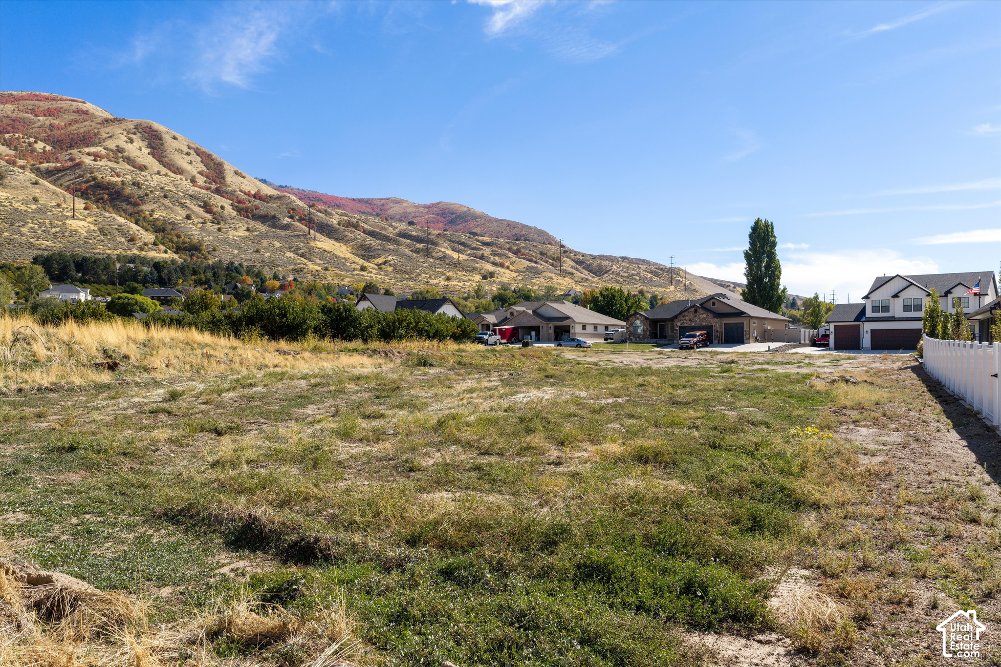main property photo 11