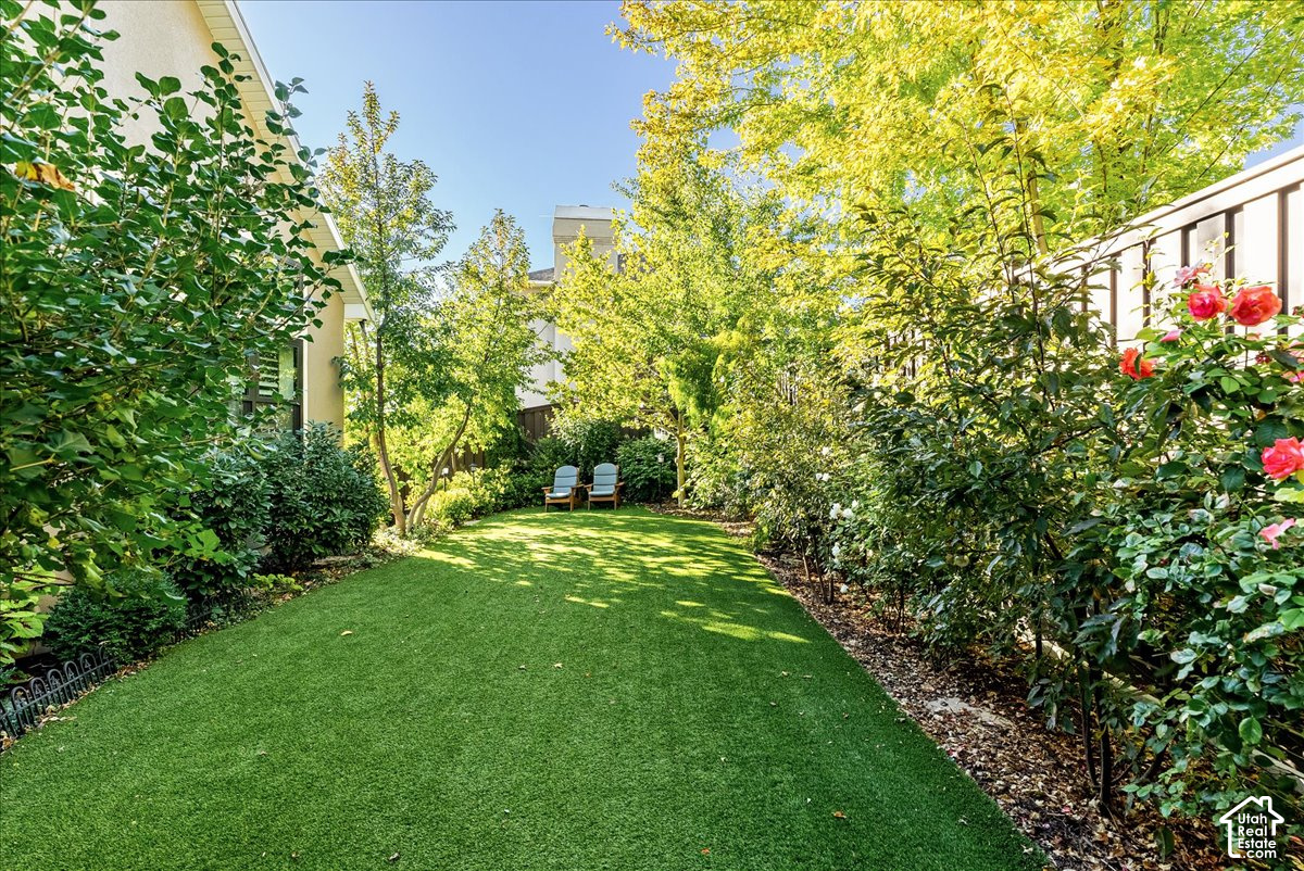 main property photo 75