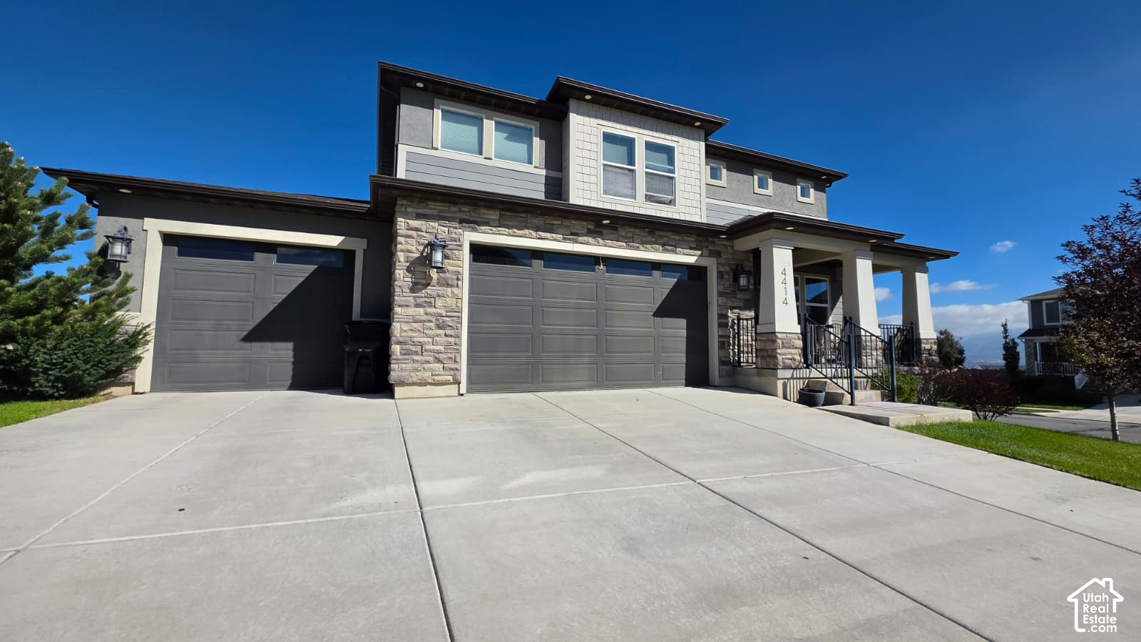 main property photo 0