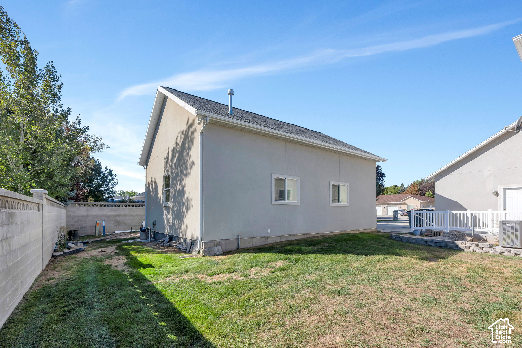 main property photo 54