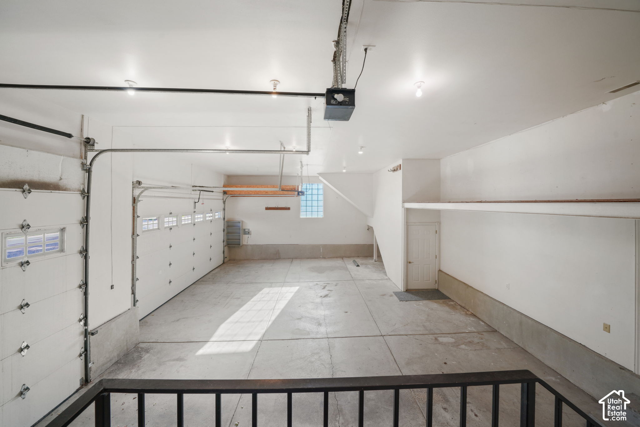 main property photo 51