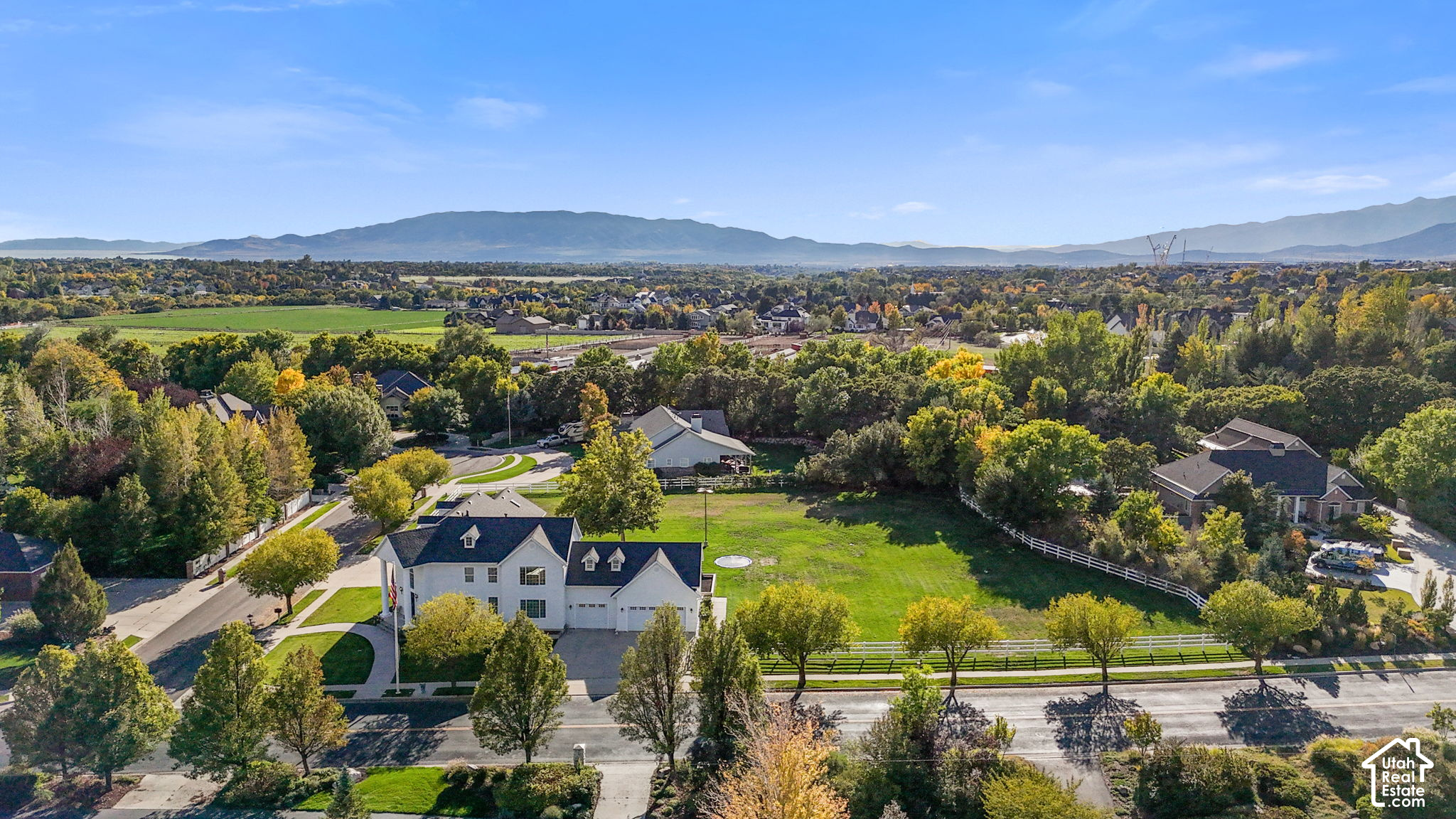 main property photo 78
