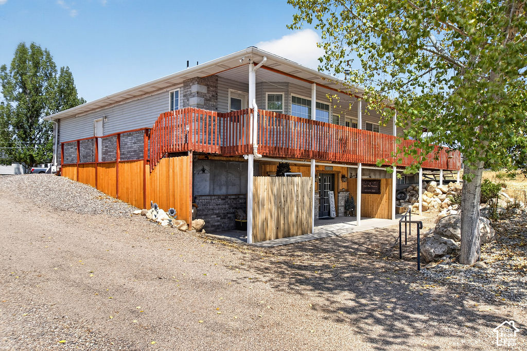 main property photo 10