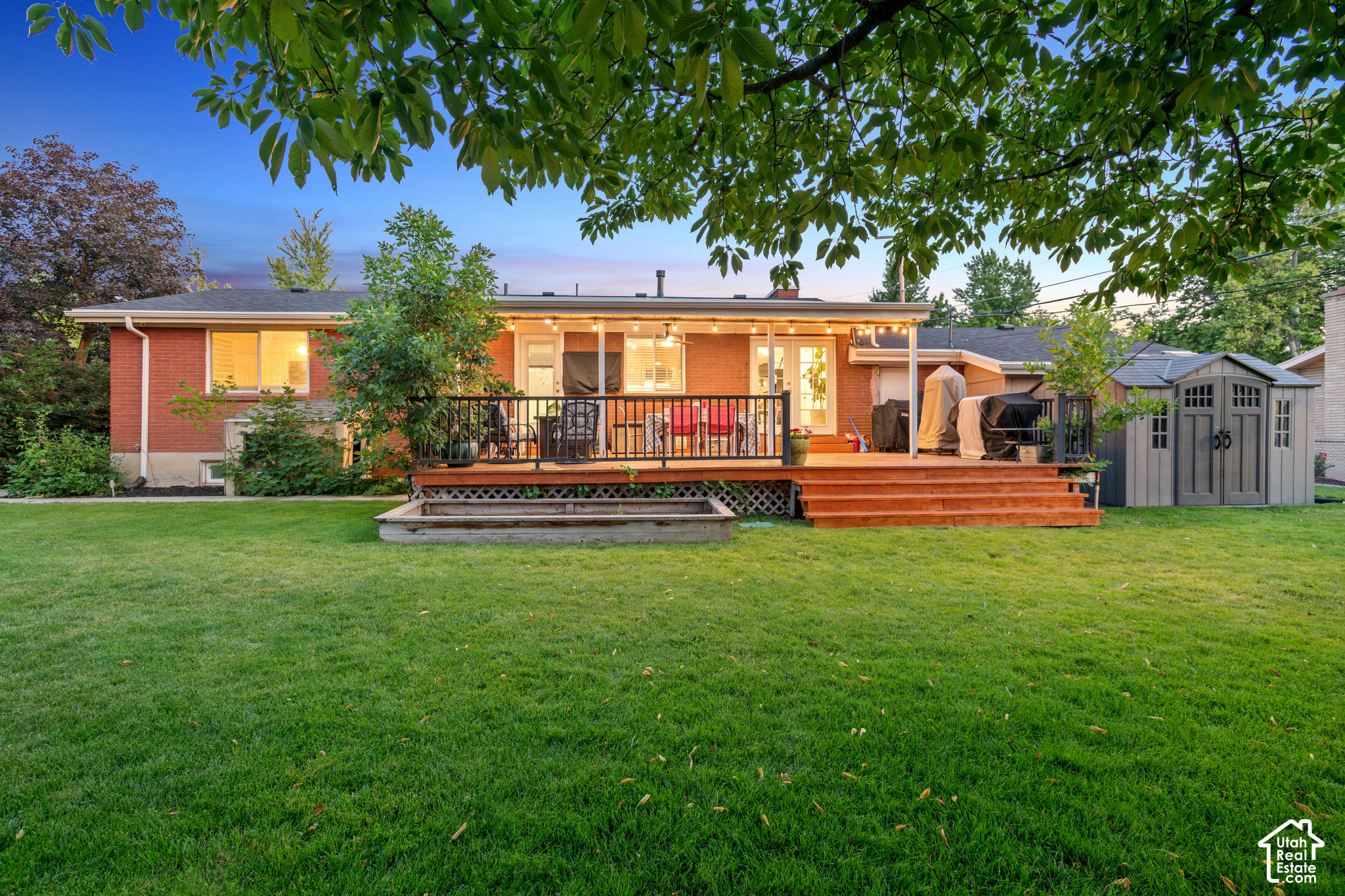 main property photo 25