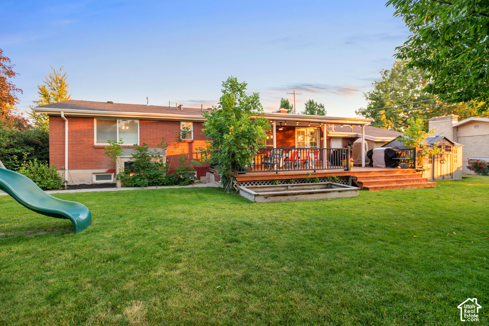 main property photo 29