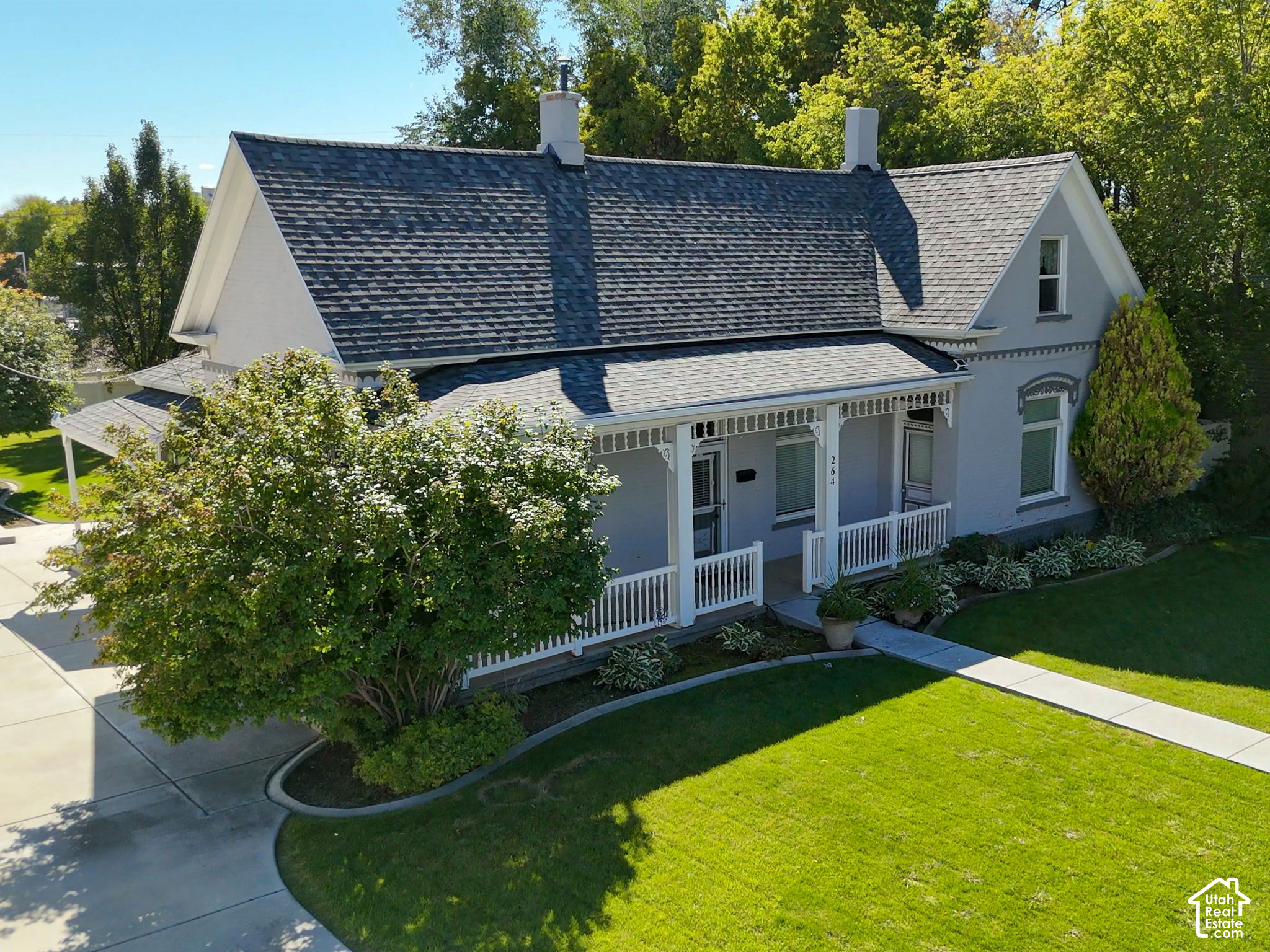 main property photo 32