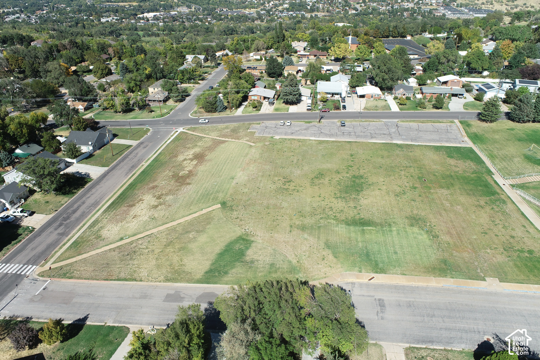 main property photo 0