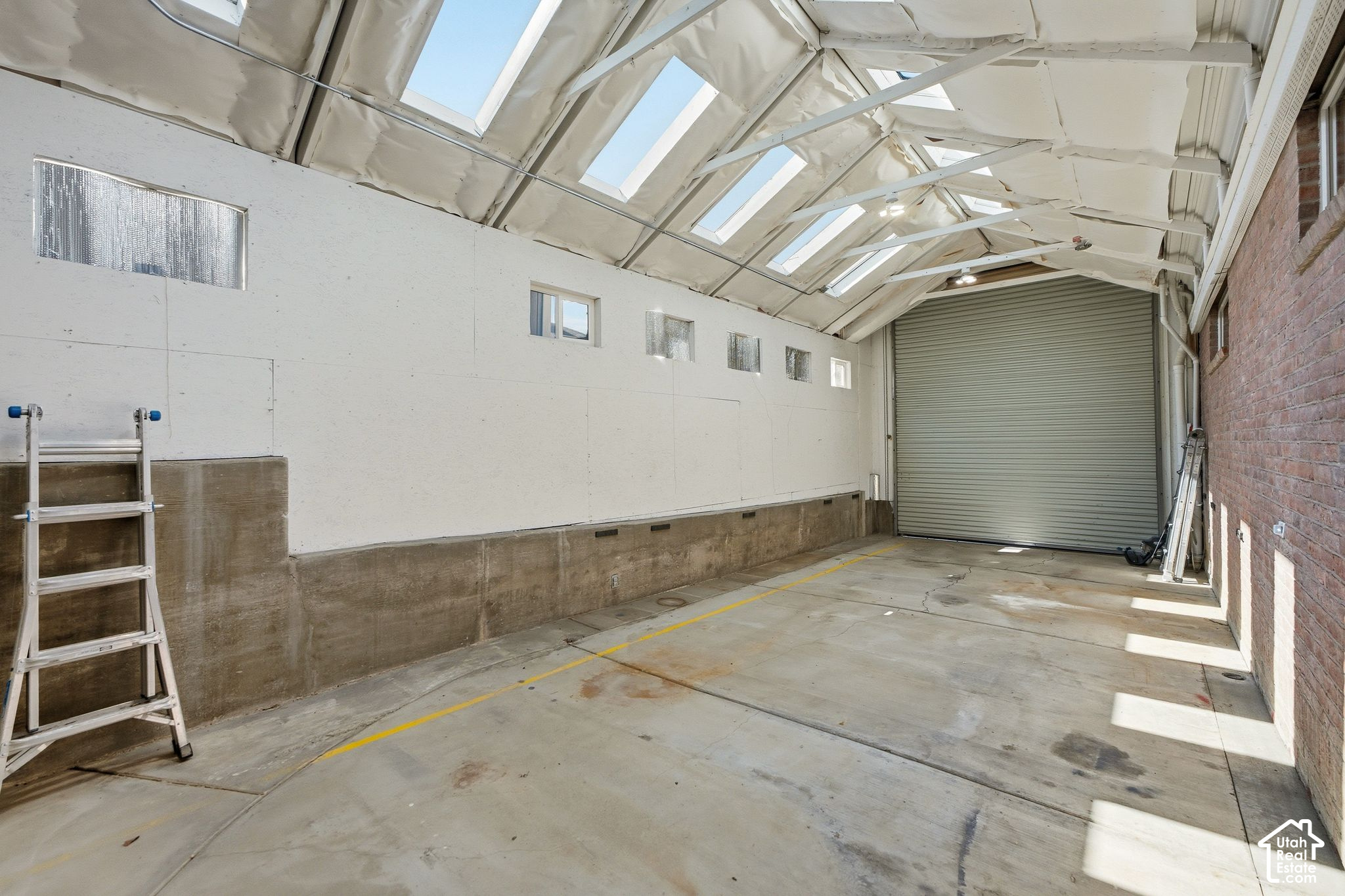 main property photo 48