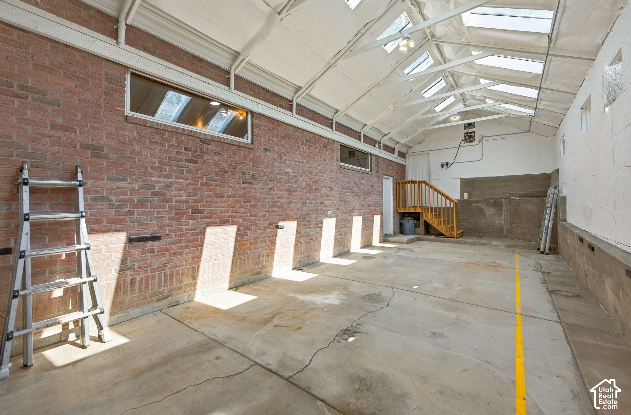 main property photo 49