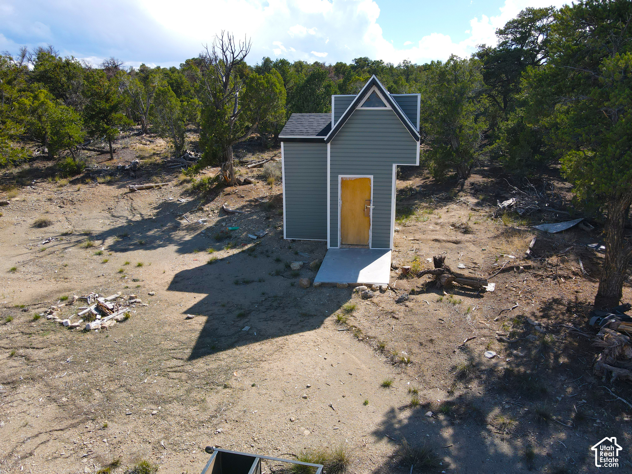 main property photo 10