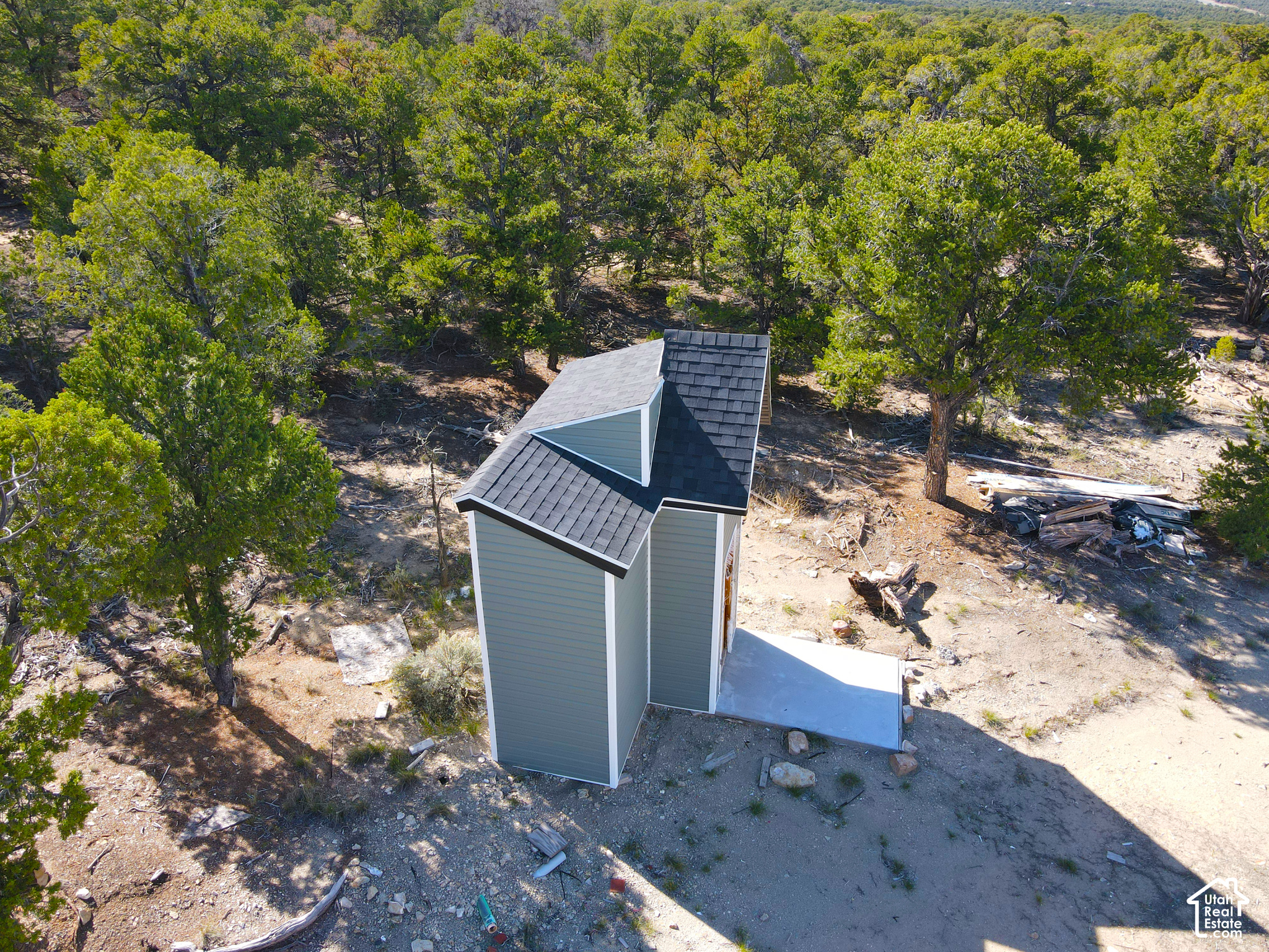 main property photo 14
