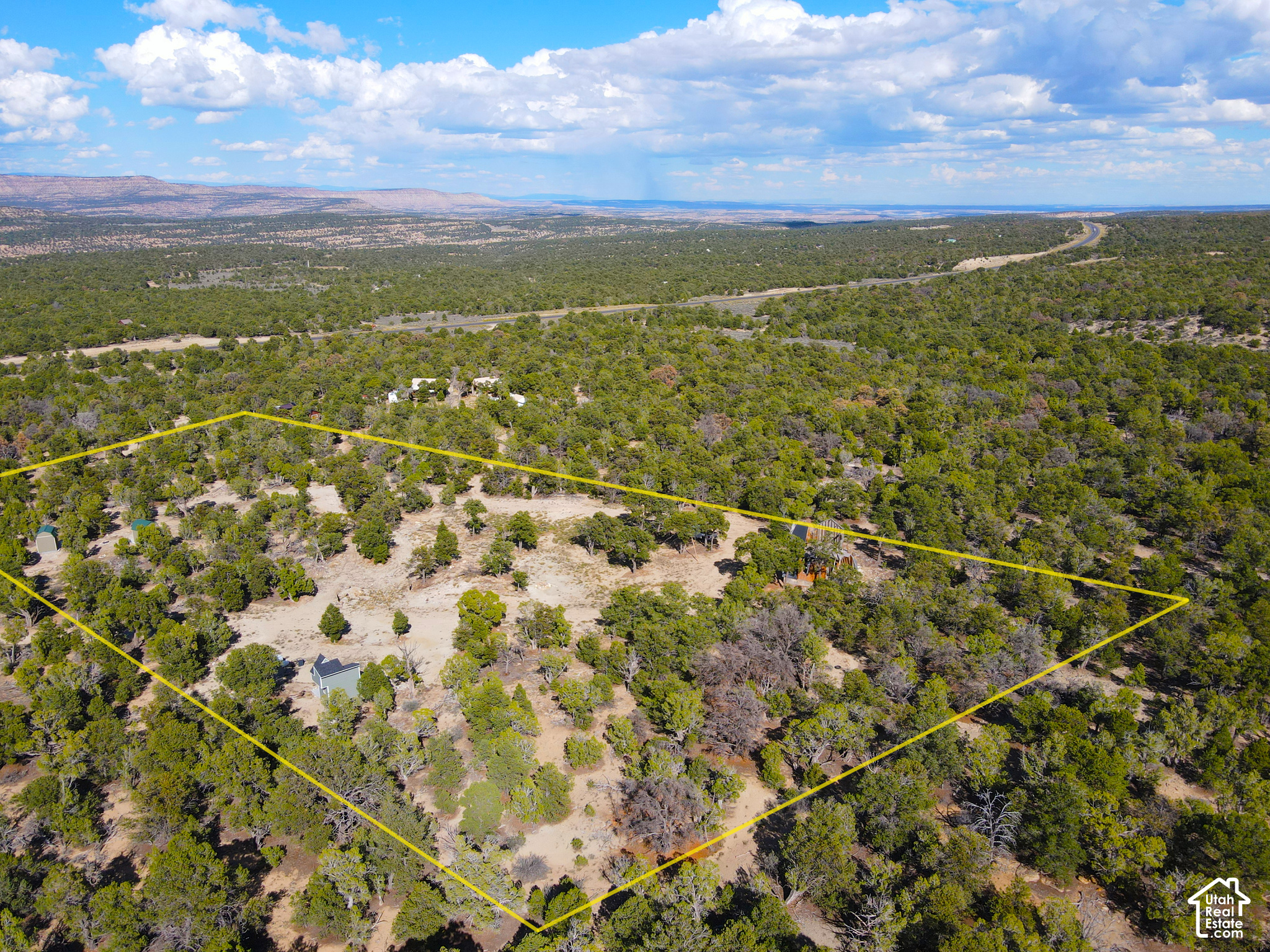 main property photo 50