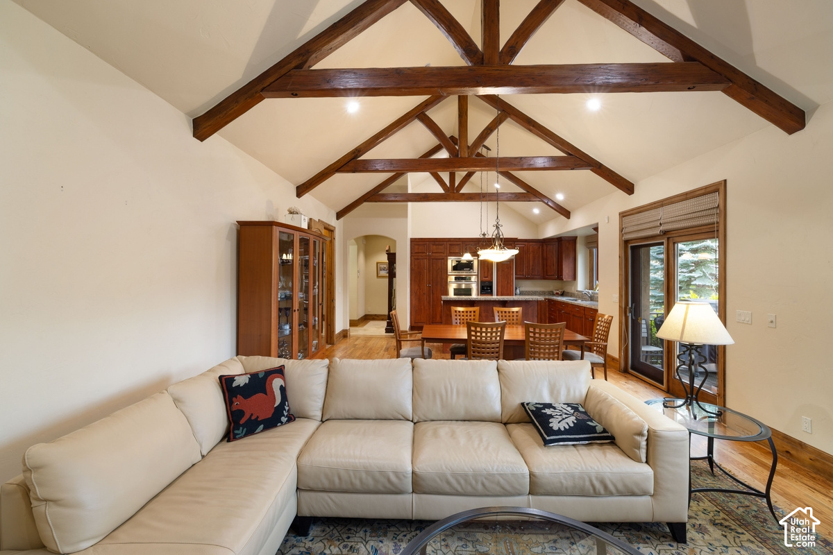 main property photo 8