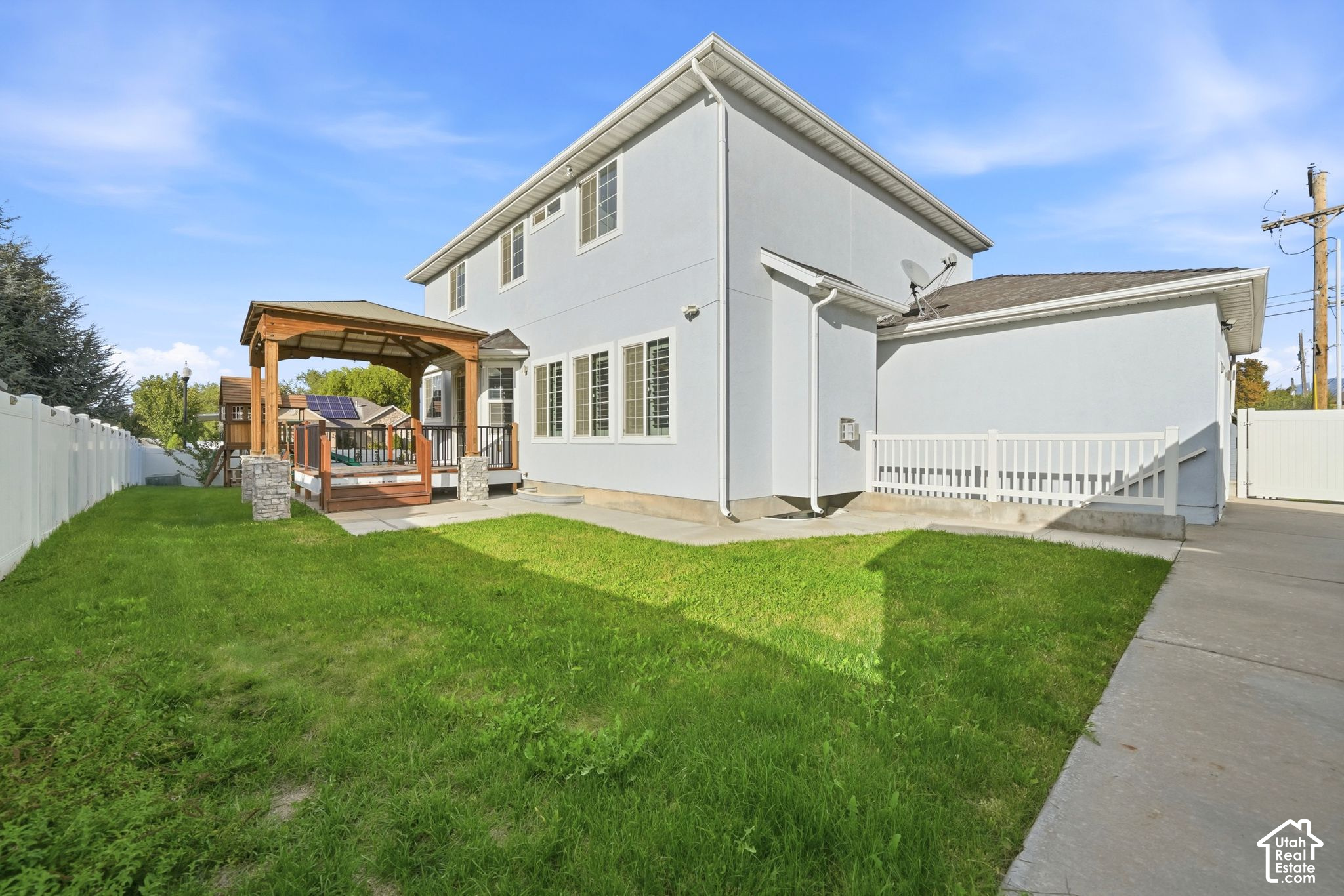 main property photo 44