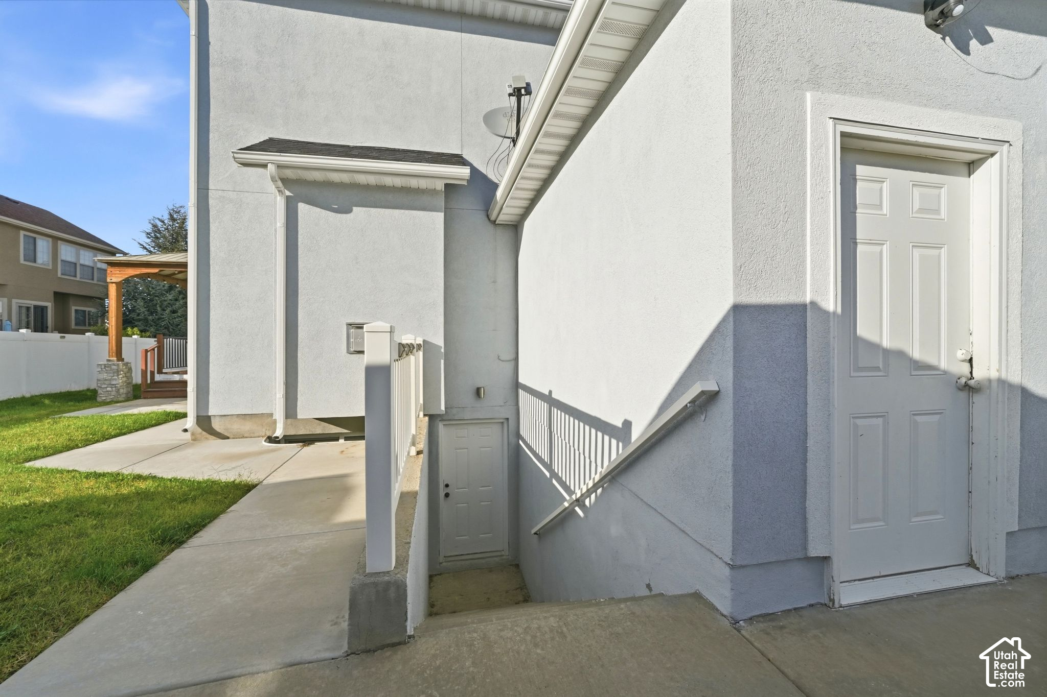main property photo 46